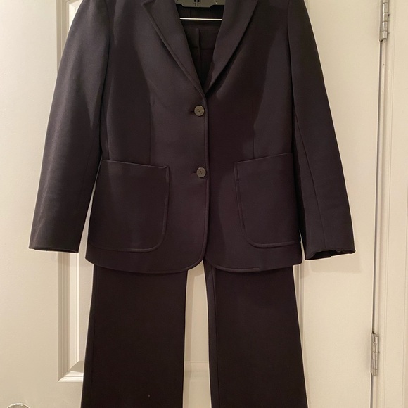 Theory Black CL Shrunken Jacket and Matching Kick Pant - Picture 2 of 9